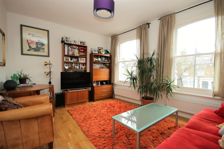 Highbury Hill, N5 1TB