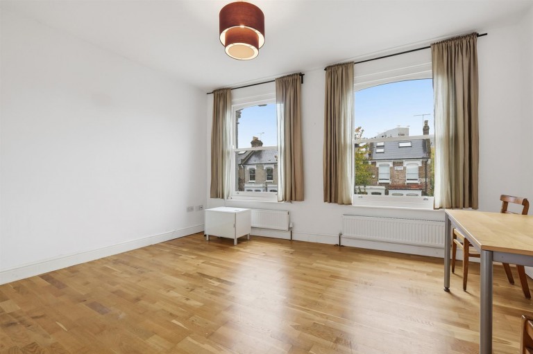 View Full Details for Highbury Hill, N5 1TB