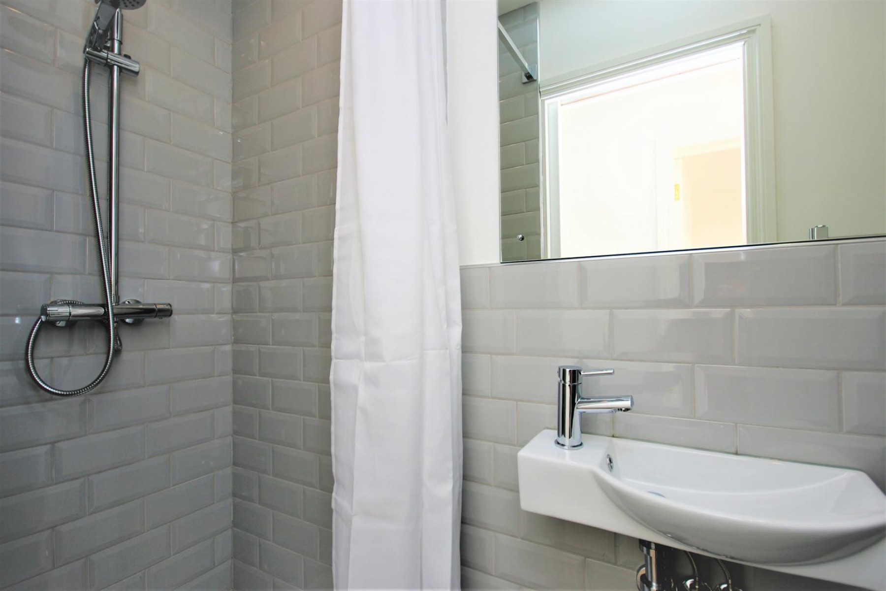 Images for Hanley Road, London