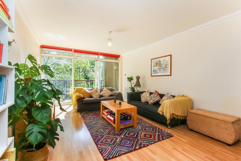 View Full Details for Claremont Heights, N1 9PR