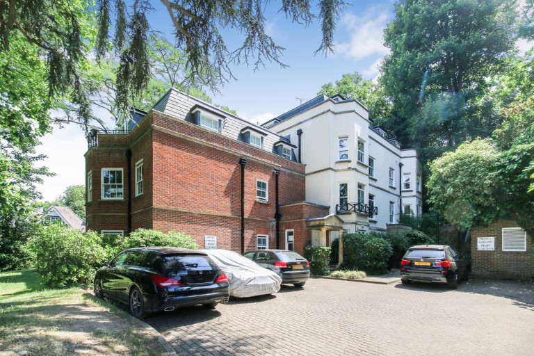 View Full Details for Cholmeley Park, London