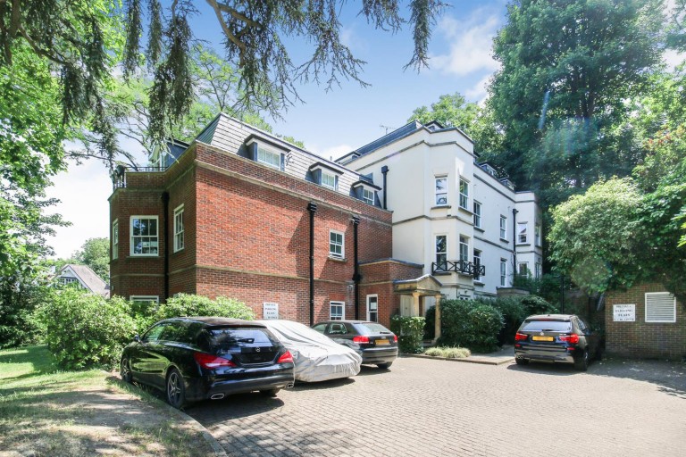 View Full Details for Cholmeley Park, London
