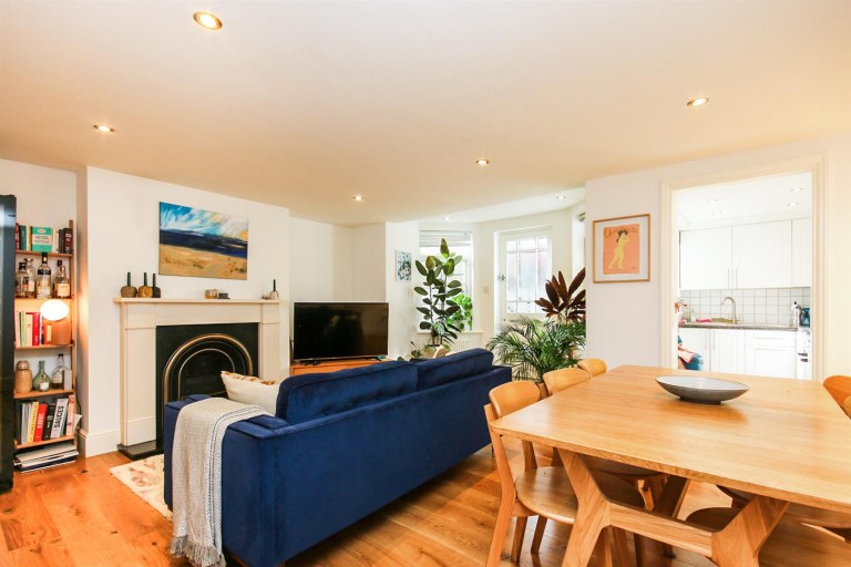 View Full Details for Sotheby Road, N5 2UP