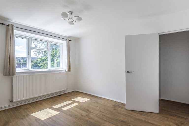 View Full Details for St. Georges Lodge, Muswell Hill, London