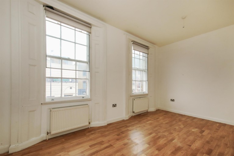 View Full Details for Gray's Inn Road, WC1X 8PX