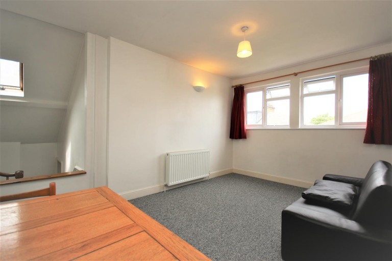 View Full Details for Finsbury Park Road, N4 2JY