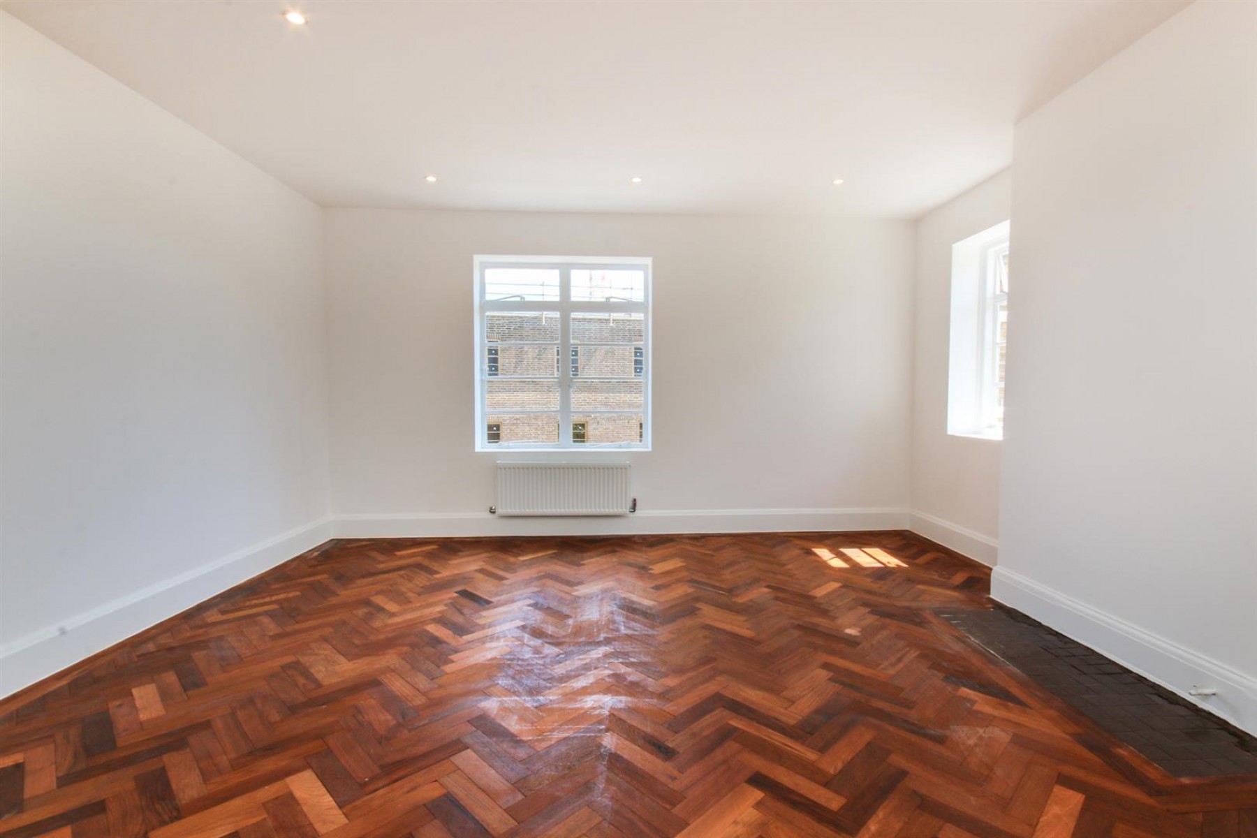 Images for The Broadway, N8 9SW