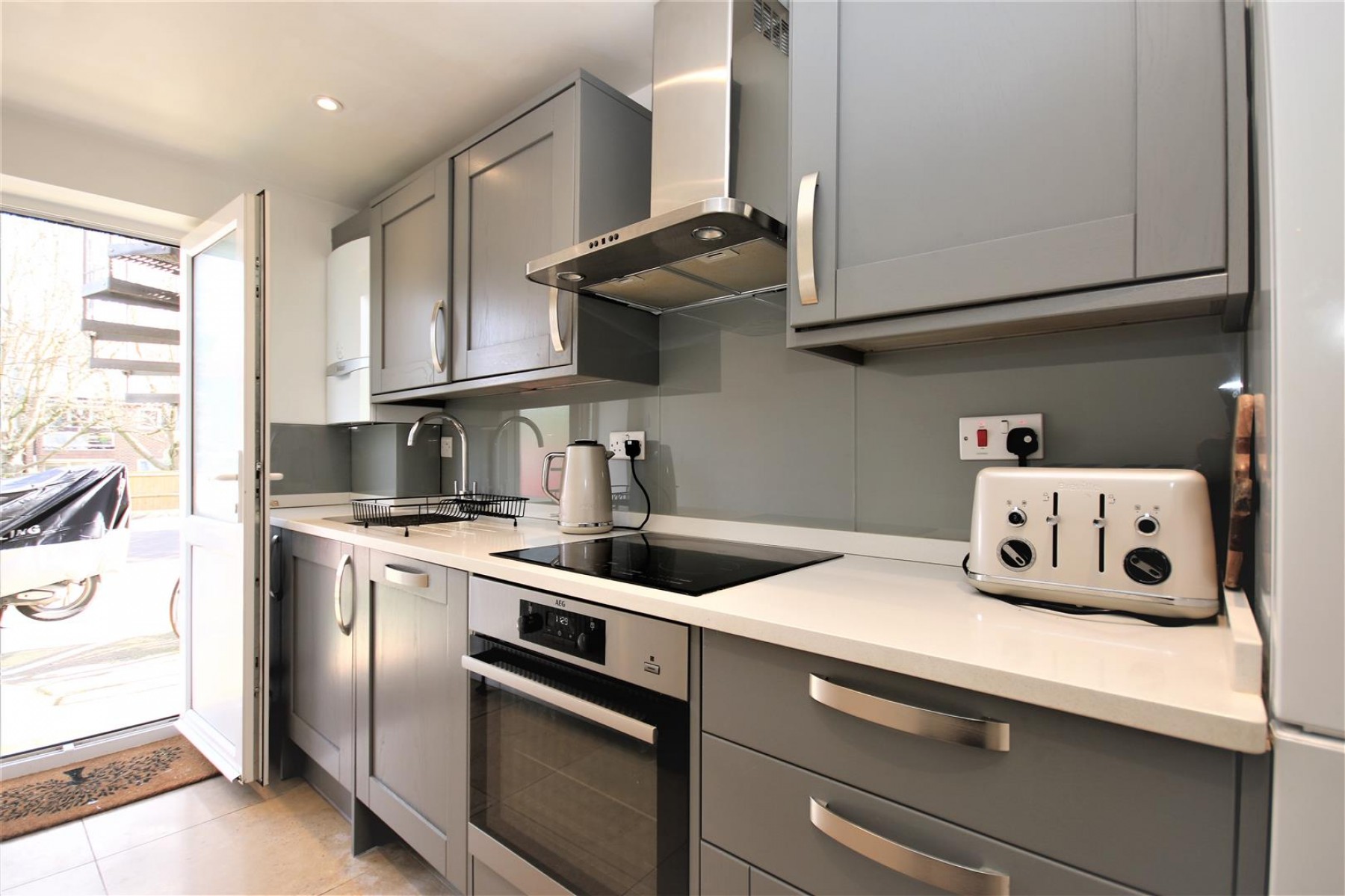 Images for Tivoli Road, N8 8RE