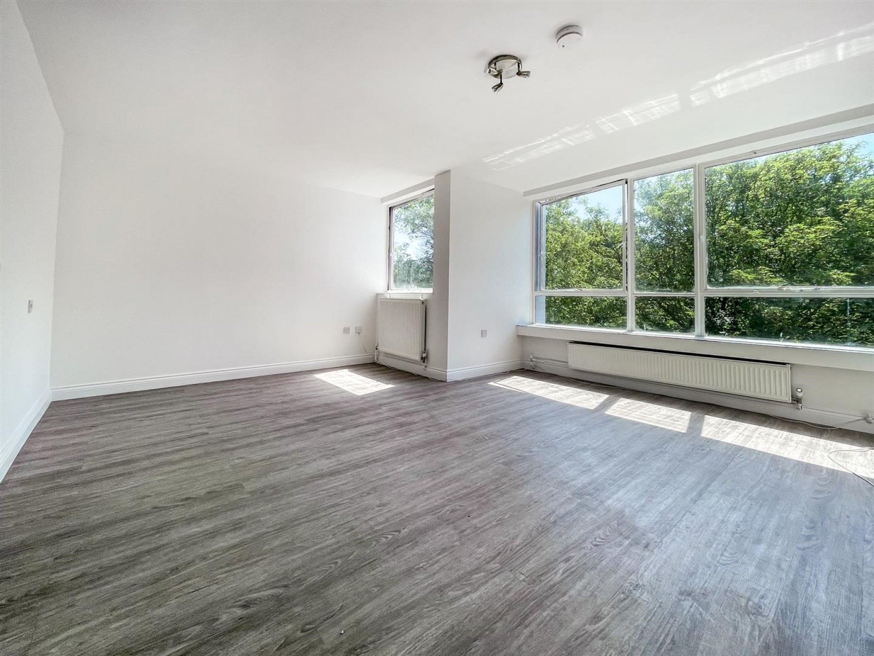 Images for Avenue Road, N6 5DS