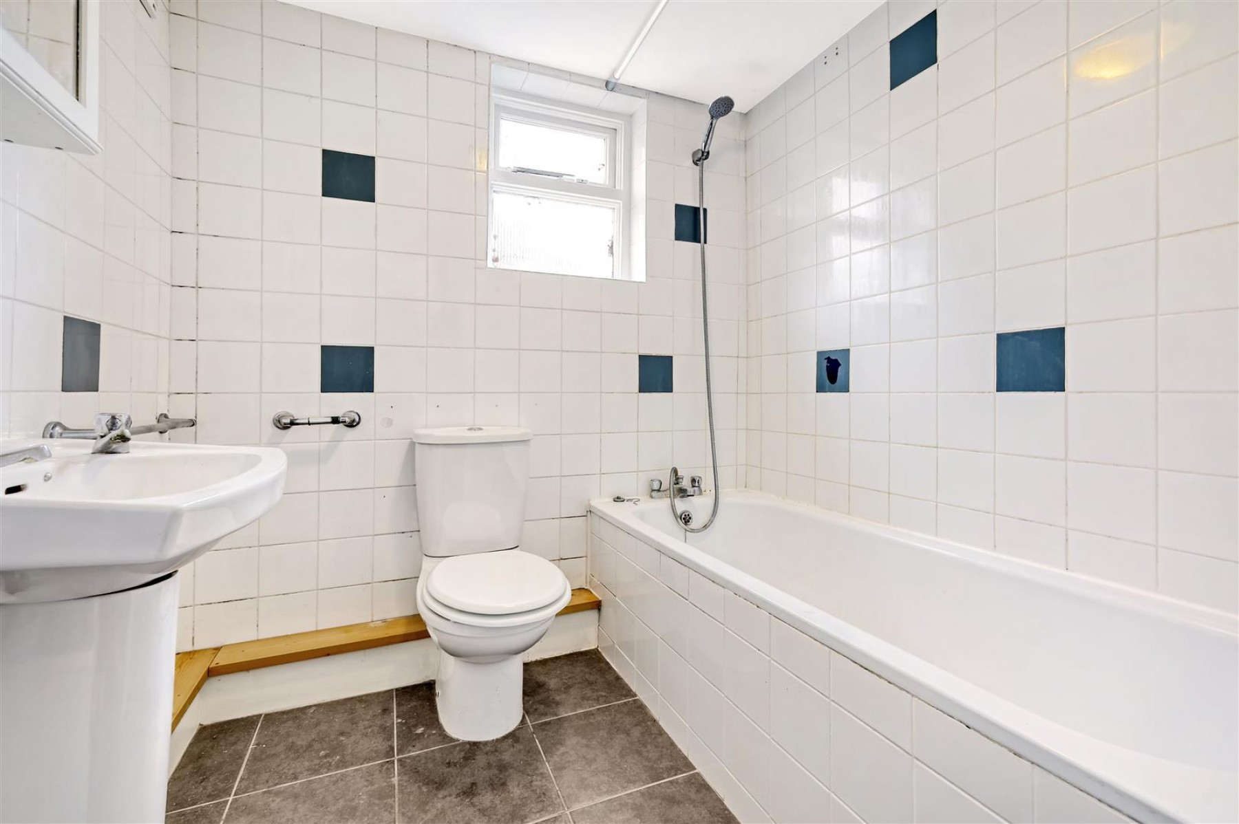 Images for St. Thomas's Road, N4 2QW
