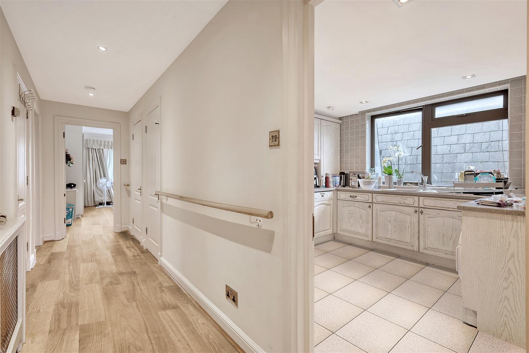 Images for Woodside Grange Road, N12 8TN