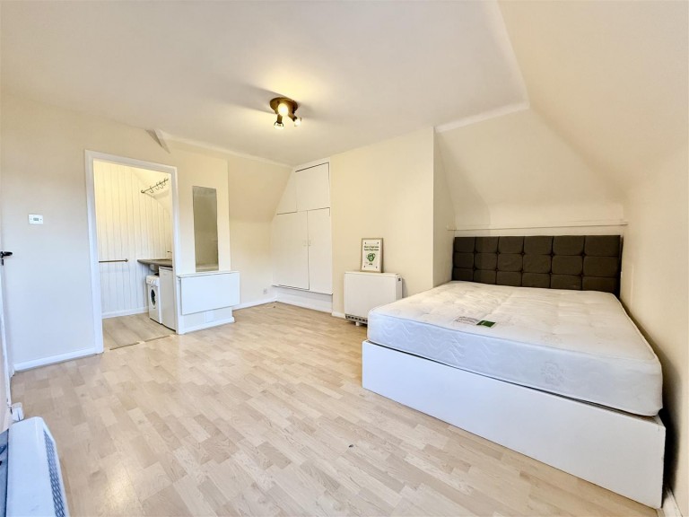 View Full Details for Lyttelton Road, N2 0ED