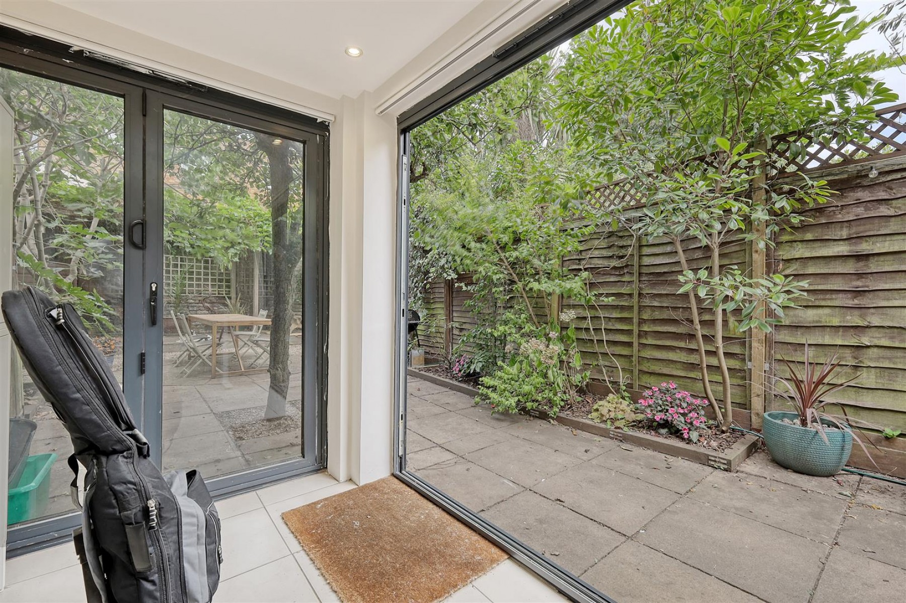 Images for Brighton Road, N16 8EG