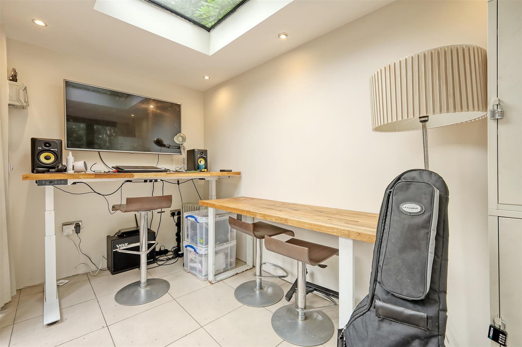 Images for Brighton Road, N16 8EG