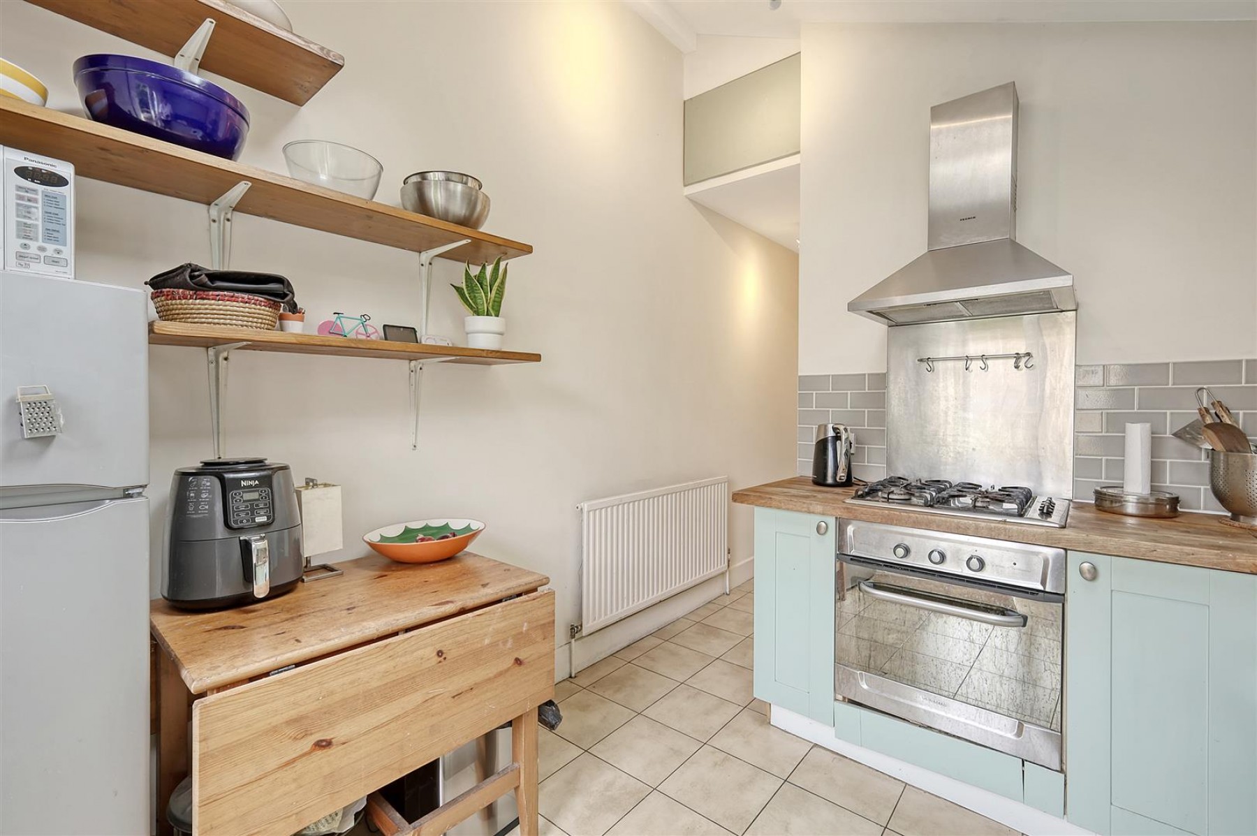 Images for Brighton Road, N16 8EG