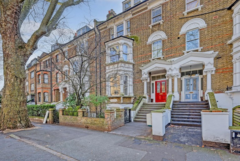 Grosvenor Avenue, N5 2NH