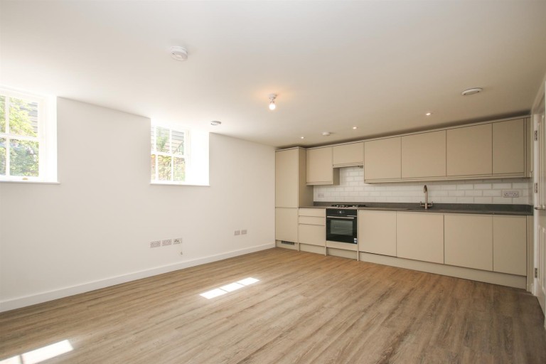 View Full Details for Stoke Newington Church Street, N16 9HP