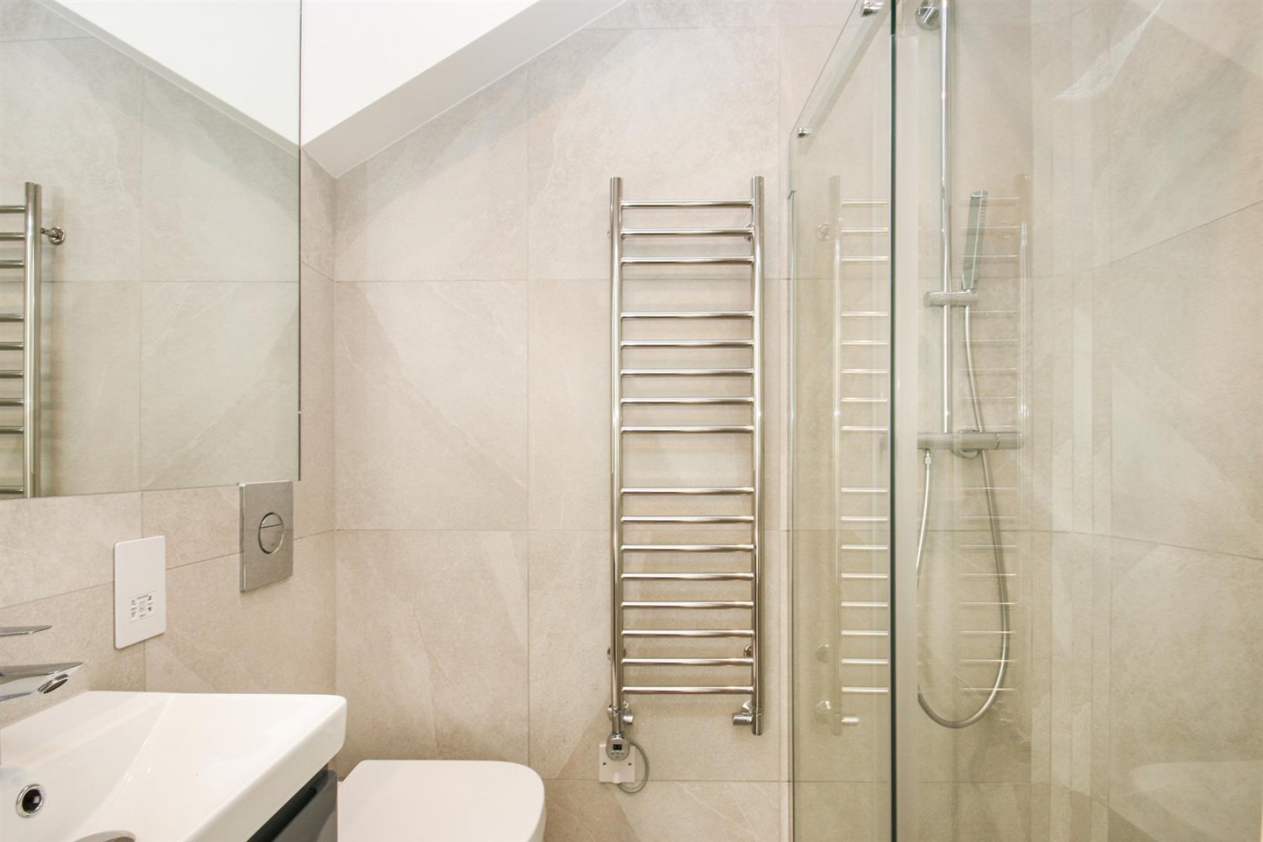 Images for Donovan Avenue, N10 2JX