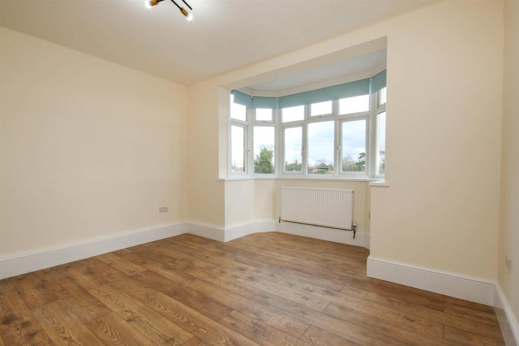 Images for Oakleigh Road North, N20 0RX