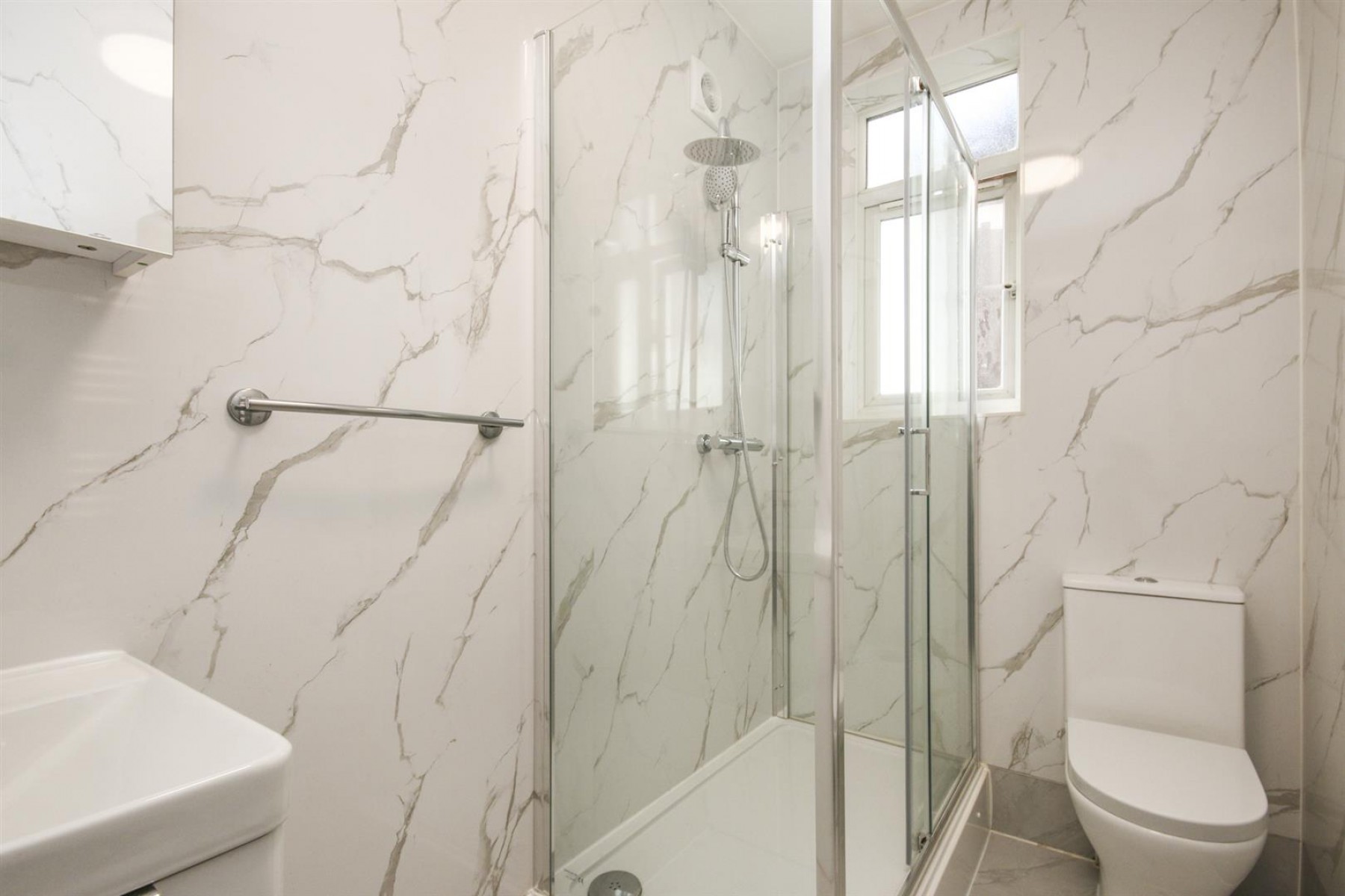 Images for Oakleigh Road North, N20 0RX