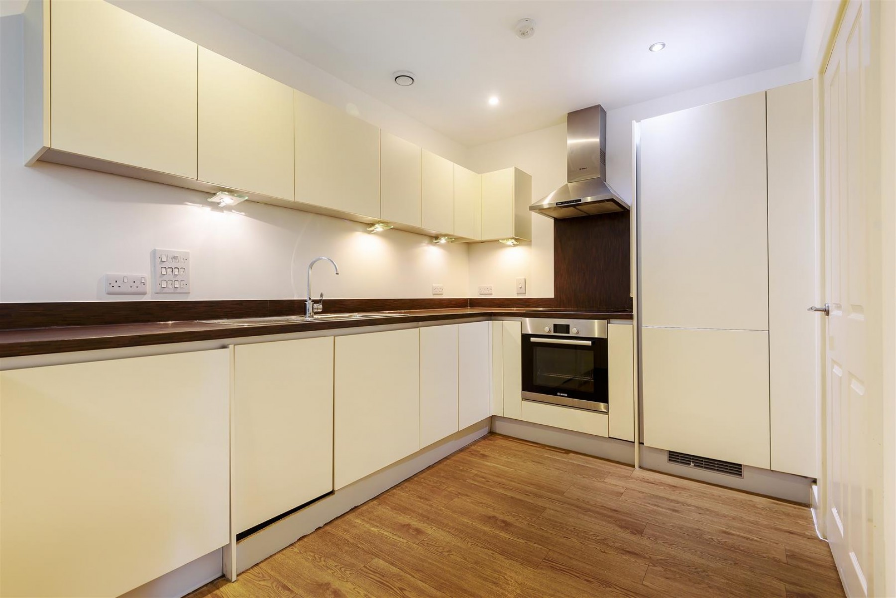 Images for Sunflower Court, N4 2ER