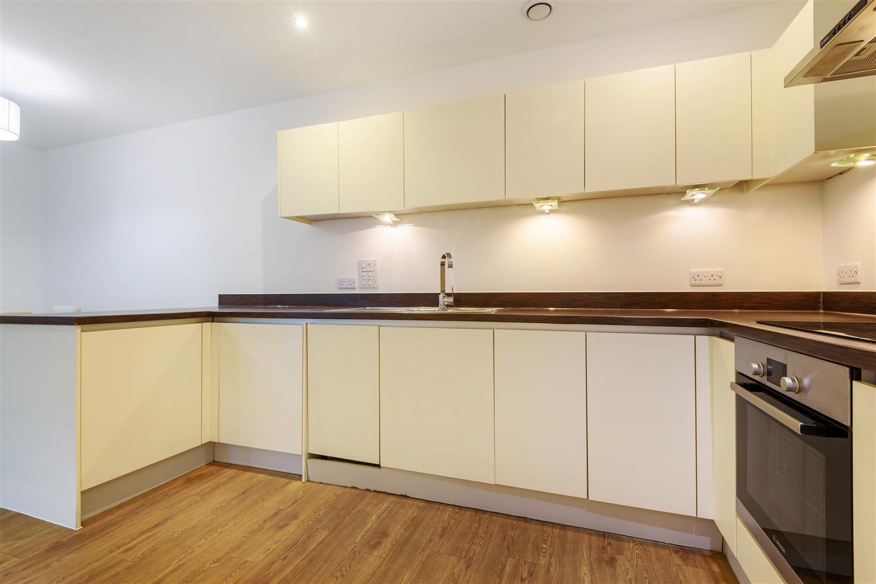 Images for Sunflower Court, N4 2ER