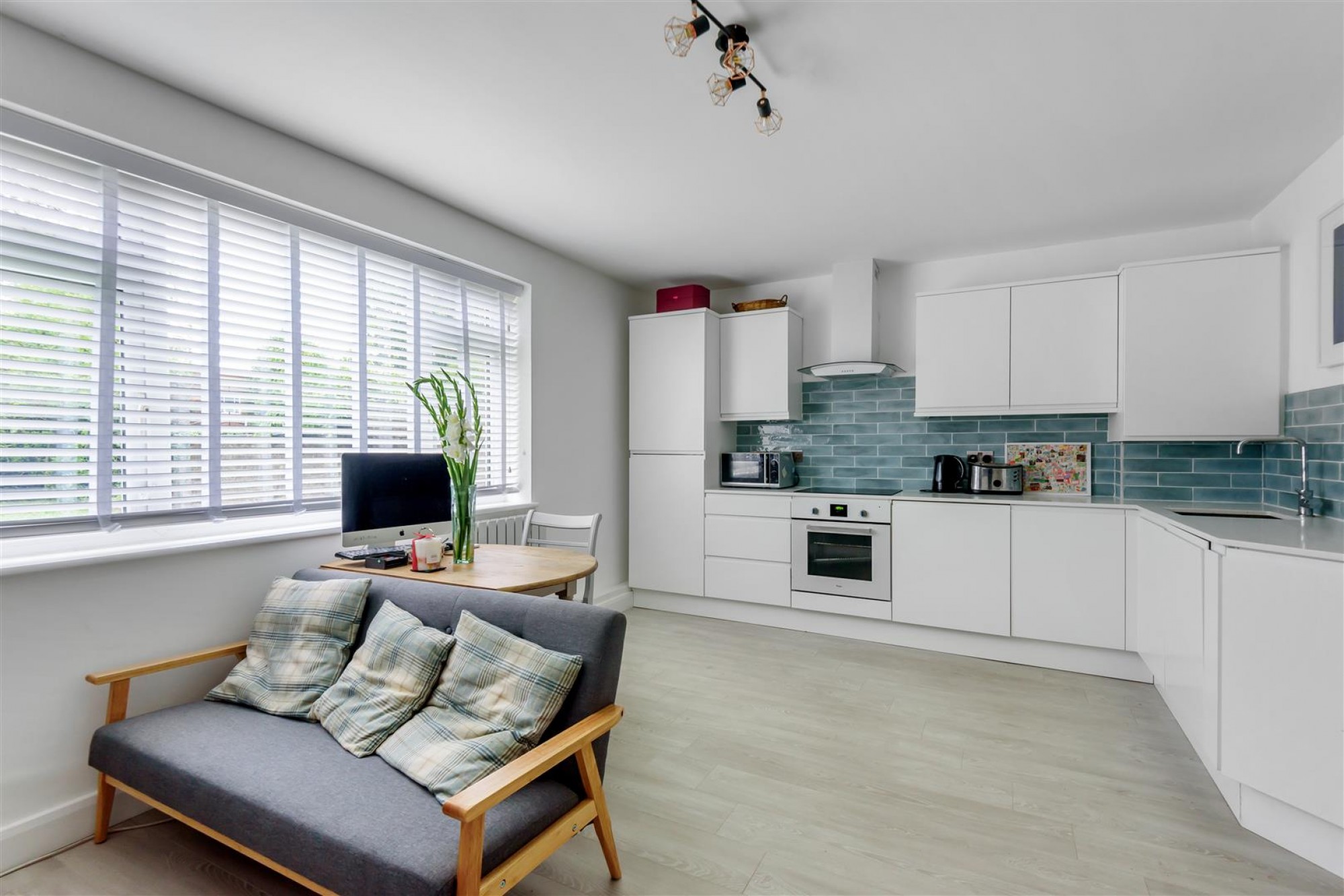 Palmerston Road, N22 8QZ
