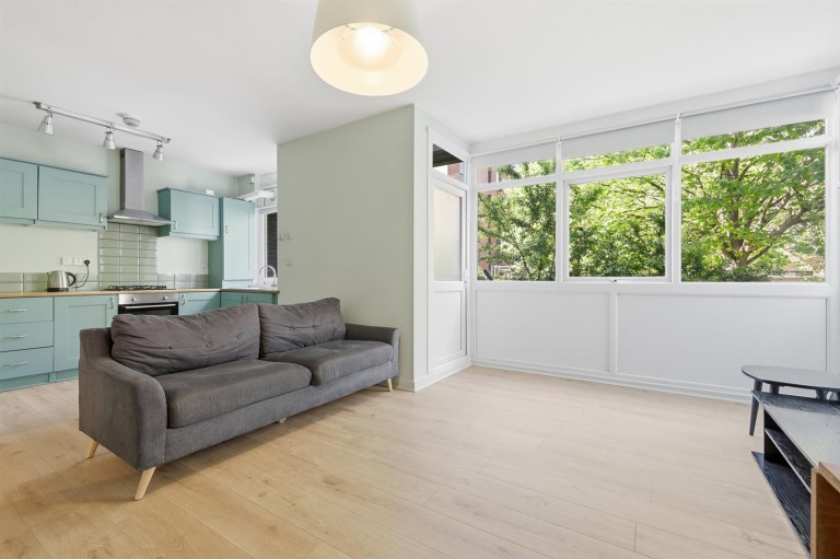 View Full Details for Gascoigne Place, E2 7LX