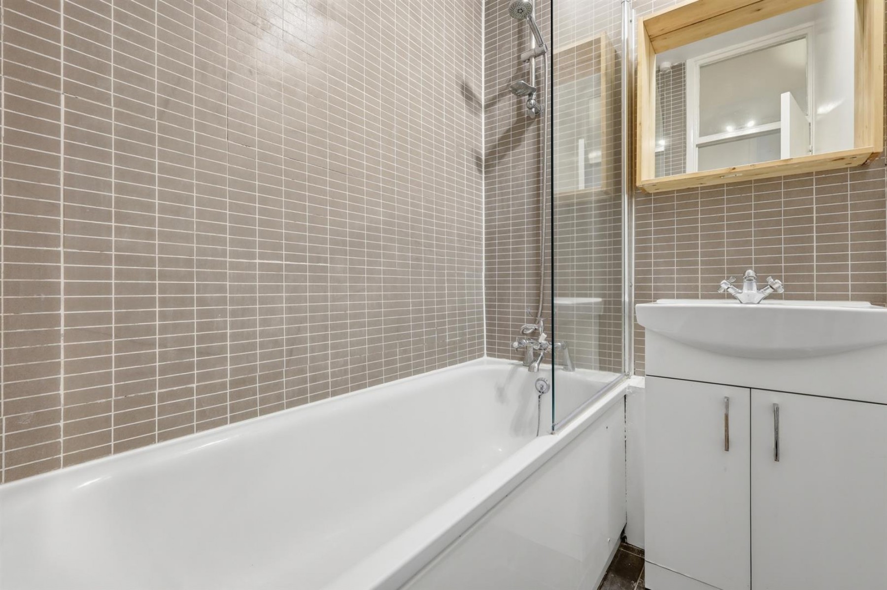 Images for Gascoigne Place, E2 7LX