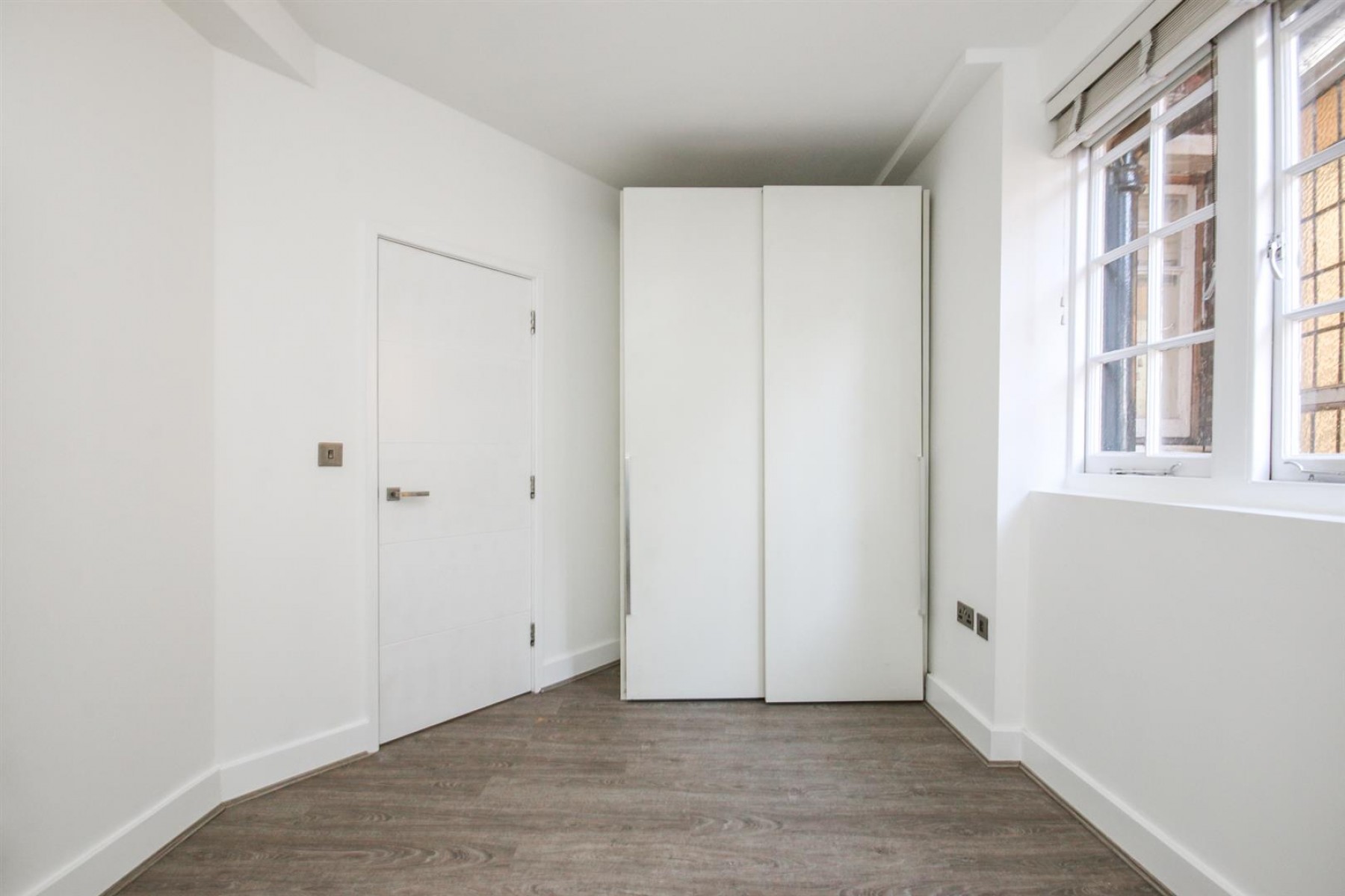 Images for Golders Green Crescent, NW11 8LG