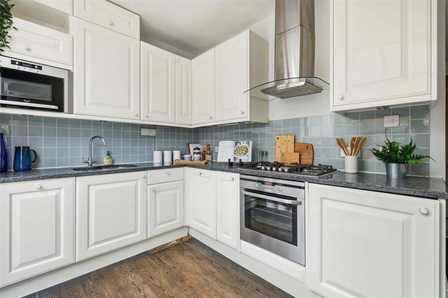 Images for Northolme Road, N5 2UU