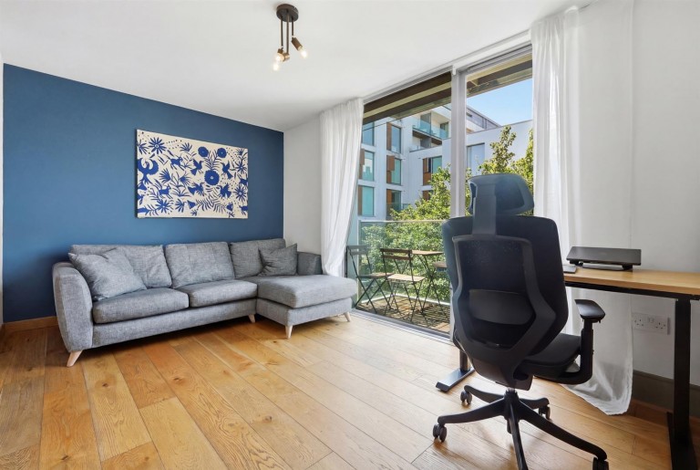 View Full Details for Highbury Stadium Square, N5 1FJ